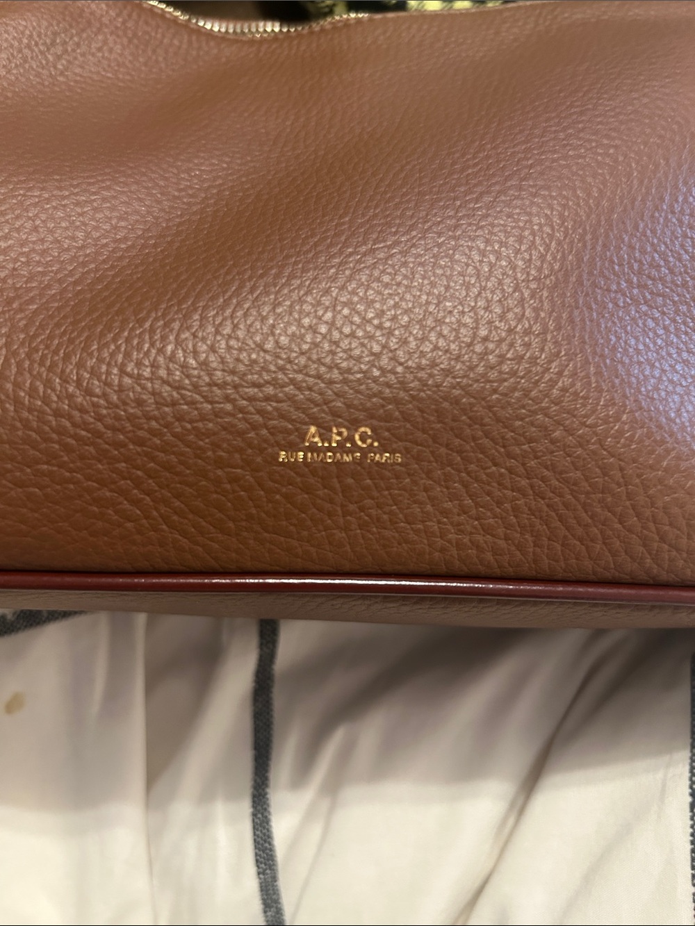 A.P.C. Brown Pebbled Leather with dark burgundy accents Shoulder bag - Picture 8 of 9
